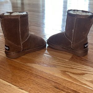 Lamo Toddler Girl's Chestnut MU0712TJX Suede Basic Fur Slip On Boots